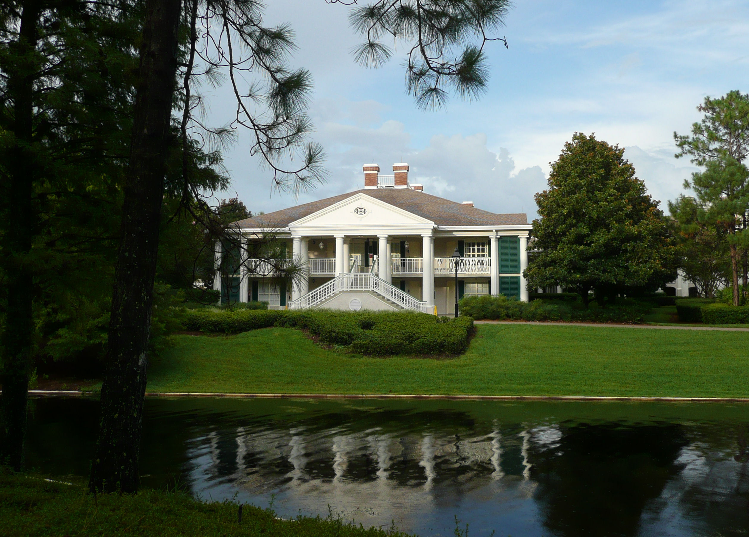Magnolia Terrace at Dixie Landings Resort, Disney World. Magnolia Terrace at Dixie Landings Resort, Disney World.