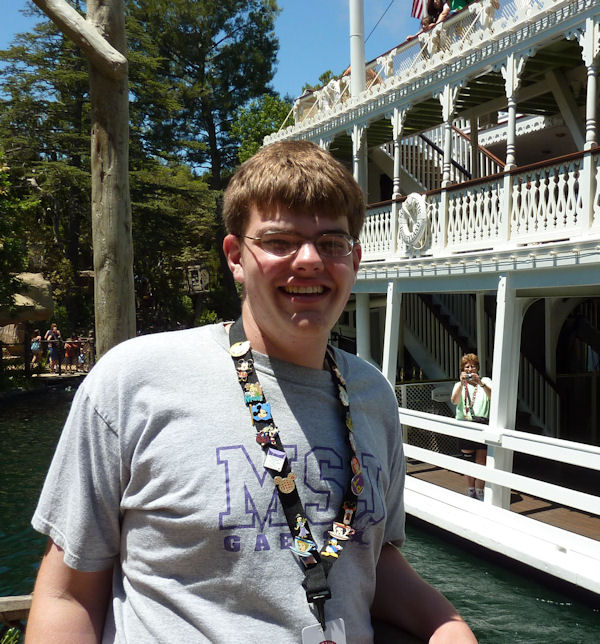 Isn't that Mom on the boat behind you? Isn't that Mom on the boat behind you?