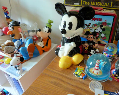 Objects in Max's Room Objects in Max's Room